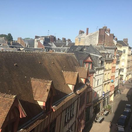 Bel Appartement Dans Le Centre Historique De Rouen Eksteriør billede