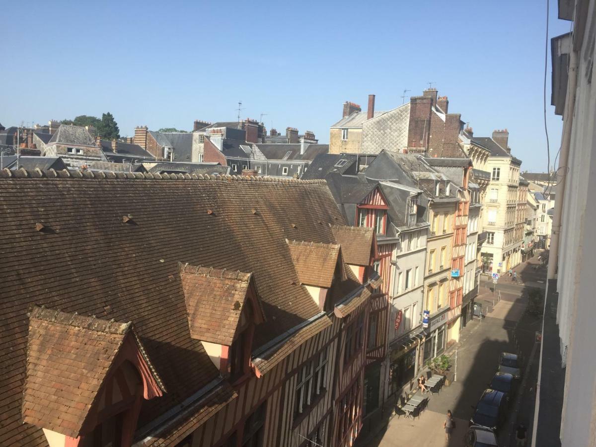Bel Appartement Dans Le Centre Historique De Rouen Eksteriør billede